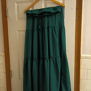 Elegant Emerald Maxi Skirt